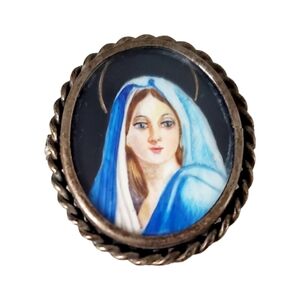 Vintage 1940's /800 Cameo Madonna Mary Mother of Jesus Handpainted Pin/Pendant